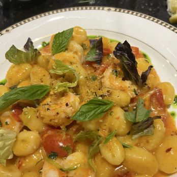 IL Ponte - Something delish- forget exactly the name - Italian Near Me - Woburn, Massachusetts
