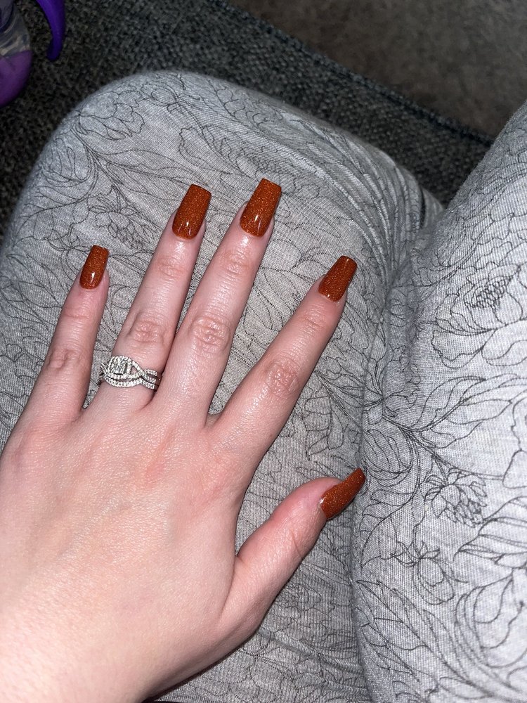 DANA’S GOLDEN NAILS Updated September 2024 27 Photos & 20 Reviews