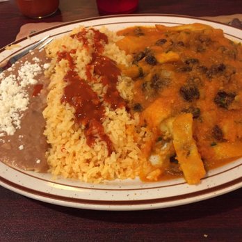 El Tipico - Chili Relleno De Queso - Mexican Near Me - Somers Point, New Jersey