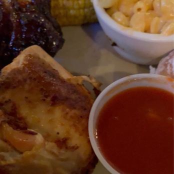 Rib Hut - Chicken/spare rib corn and mac....LOOK AT THAT "BBQ SAUCE"  terrible - Barbeque Near Me - El Paso, Texas