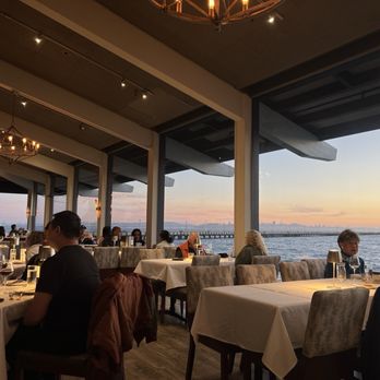 Skates On The Bay - Seafood Near Me - Berkeley, California