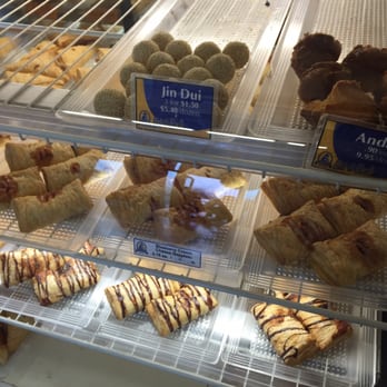 Zippy's Kahului - Napoleons Bakery is attached to Zippys. Grab some Napples to go! - Fast Food Near Me - Kahului, Hawaii Zippy's Kahului - Napoleons Bakery is attached to Zippys. Grab some Napples to go! - Fast Food Near Me - Kahului, Hawaii
