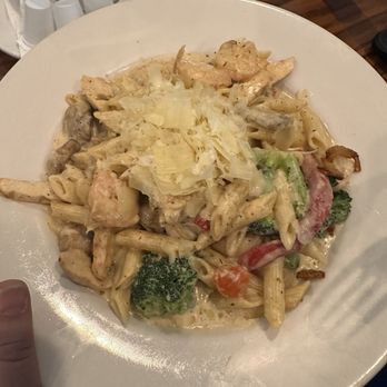 Palmer River Grille - Creamy Cajun pasta Alfredo w/ shrimp and chicken - American Near Me - Warren, Rhode Island Palmer River Grille - Creamy Cajun pasta Alfredo w/ shrimp and chicken - American Near Me - Warren, Rhode Island