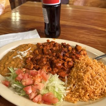 Burritos Lore's - Chile Colorado plate taste like home cooked meal. Chile verde salsa to top it all up..very spicy! - Mexican Near Me - El Paso, Texas