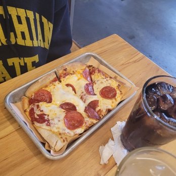 Booneshine Brewing - pepperoni pizza flat bread - Breweries Near Me - Boone, North Carolina