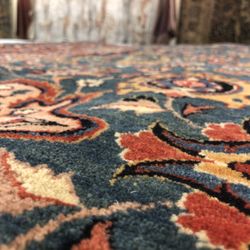 Authentic Persian & Oriental Rugs