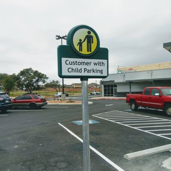 H‑E‑B - BTW a teenager is not a child nor is this a parking space for the disabled. - Grocery Near Me - San Antonio, Texas