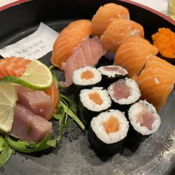 Takara - Sushi deluxe set
