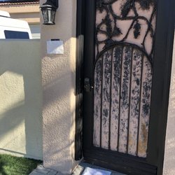US Post Office - Package left outside door
