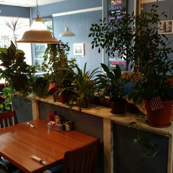 Thornton's Home Town Cafe - Seating view 2 - Breakfast & Brunch Near Me - Saint Joseph, Michigan Thornton's Home Town Cafe - Seating view 2 - Breakfast & Brunch Near Me - Saint Joseph, Michigan