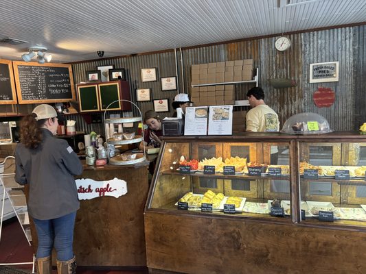 Deutsch Apple Bakery by null