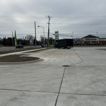 Green Acres - Large parking lot - Cannabis Dispensaries Near Me - Riverview, Michigan