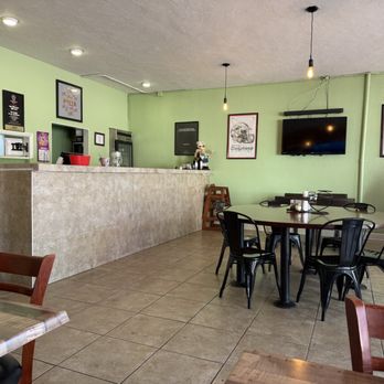 Davie's Best Pizza Bar - Pizza Near Me - Davie, Florida Davie's Best Pizza Bar - Pizza Near Me - Davie, Florida