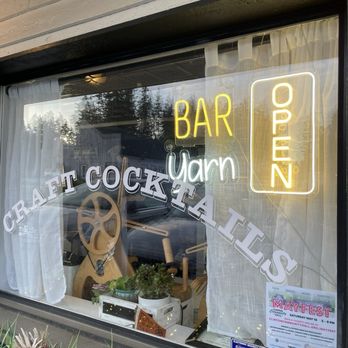 Skein & Tipple - Cocktail Bars Near Me - Clinton, Washington