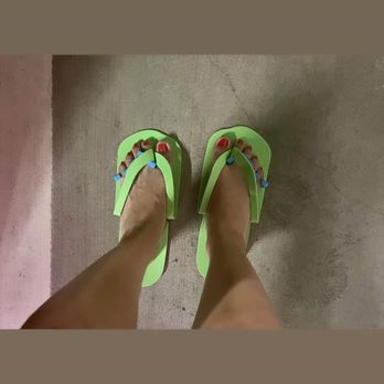 Guru Nail Bar - Regular Pedi with Nail Lacquer (NO GEL) - Nail Salons Near Me - North Hollywood, California Guru Nail Bar - Regular Pedi with Nail Lacquer (NO GEL) - Nail Salons Near Me - North Hollywood, California