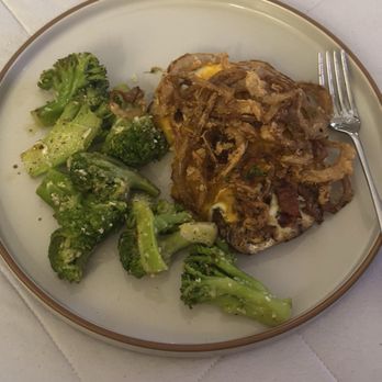 Susie's Grill - Monterey Chicken - Bars Near Me - Spring Hill, Florida