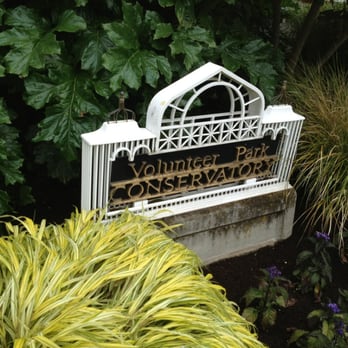 Volunteer Park Conservatory - Sign outside. - Parks Near Me - Seattle, Washington