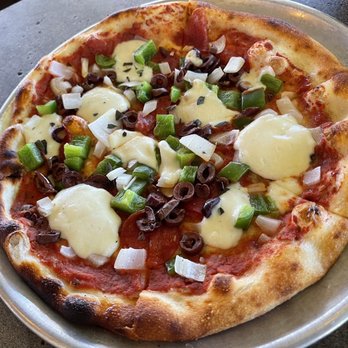 Monkeypod Kitchen - Proletariat Pizza - New American Near Me - Lahaina, Hawaii