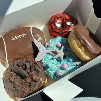 Sugarbox Donuts - They were sold out of the chocolate filled bars, so sad!! - Donuts Near Me - West Hills, California Sugarbox Donuts - They were sold out of the chocolate filled bars, so sad!! - Donuts Near Me - West Hills, California