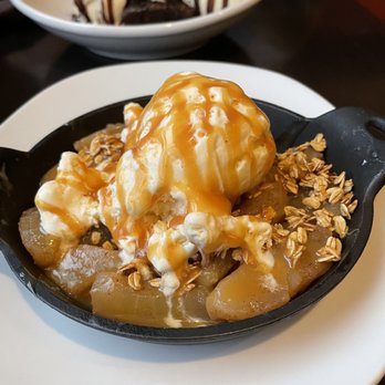 110 Grill - Apple crisp - New American Near Me - Fall River, Massachusetts 110 Grill - Apple crisp - New American Near Me - Fall River, Massachusetts