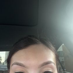 The Eyebrow Threading Studio - Eyebrow clean up
