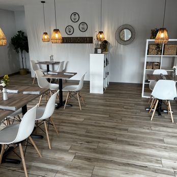 Buttercup Bistro - Dining area - Cafes Near Me - Trappe , Pennsylvania Buttercup Bistro - Dining area - Cafes Near Me - Trappe , Pennsylvania