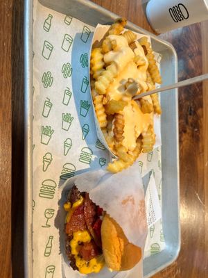 Shake Shack Willis Tower by null