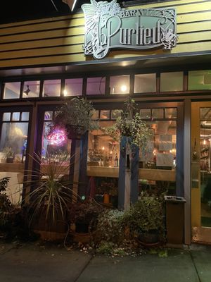 Bar Purlieu by null