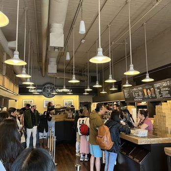 Starbucks - Inside - Coffee & Tea Near Me - Seattle, Washington Starbucks - Inside - Coffee & Tea Near Me - Seattle, Washington