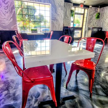 Chikin Drip - Super creative interior decor - Chicken Shop Near Me - Union City, California