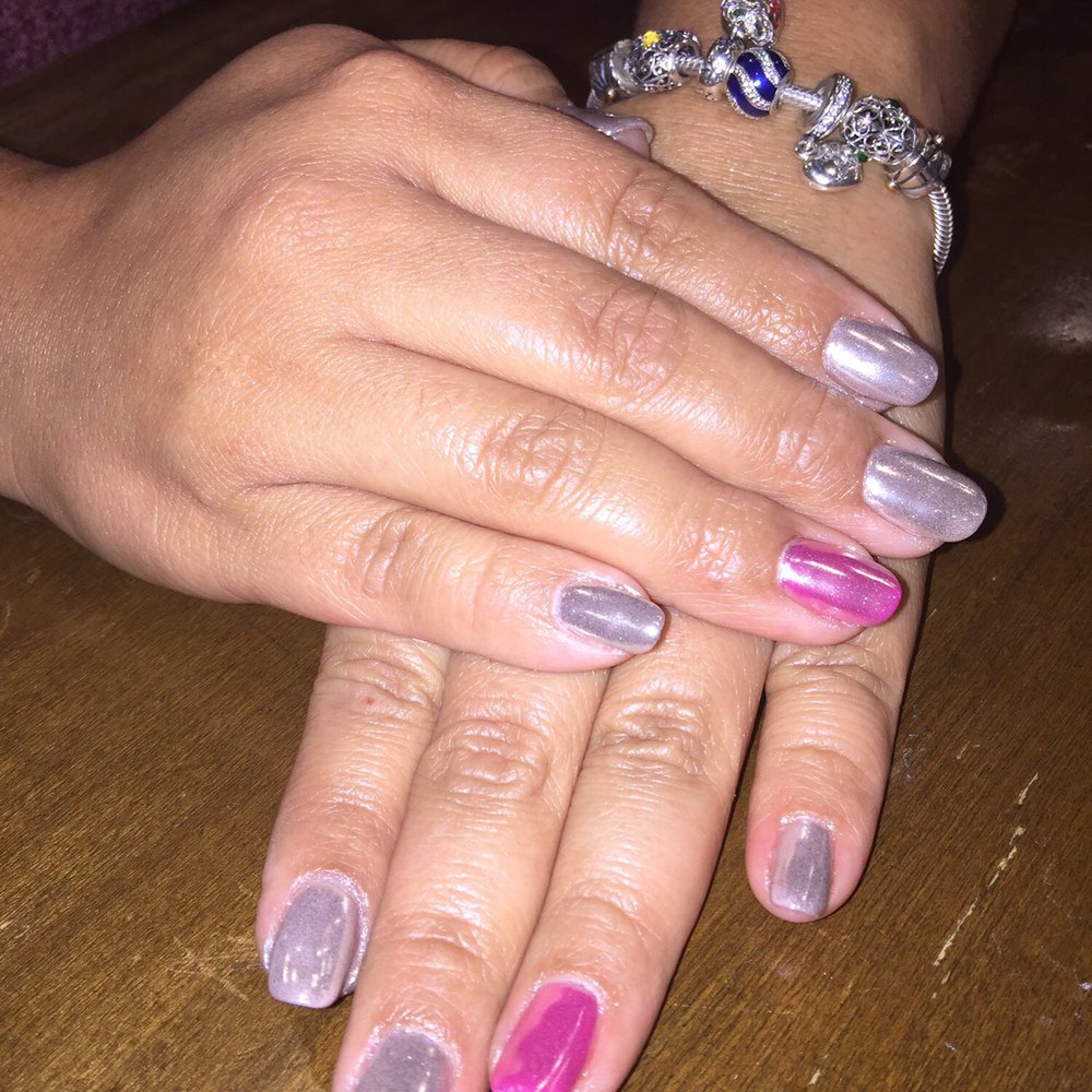 Nail & Relax Spa - Chrome Gel Manicure - Nail Salons Near Me - San Diego, California