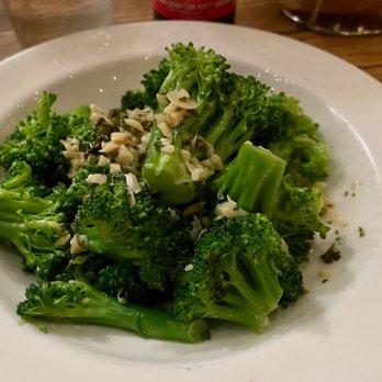 Pastabilities - Steamed Broccoli with Garlic Butter - Italian Near Me - Syracuse, New York Pastabilities - Steamed Broccoli with Garlic Butter - Italian Near Me - Syracuse, New York