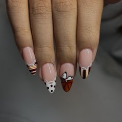 2EM Nail Place