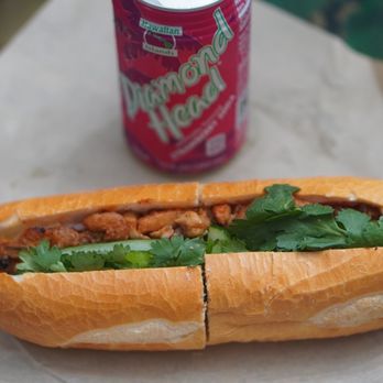 Le’s Banh Mi - Lemon grass chicken so yummy BANH Mi *5/2025 - Cafes Near Me - Honolulu, Hawaii