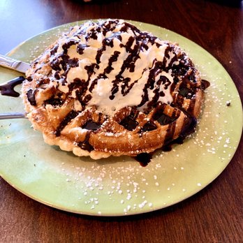 Beans and Leaves - Cookie Cookies and Cream Waffle - Coffee & Tea Near Me - Staten Island, New York