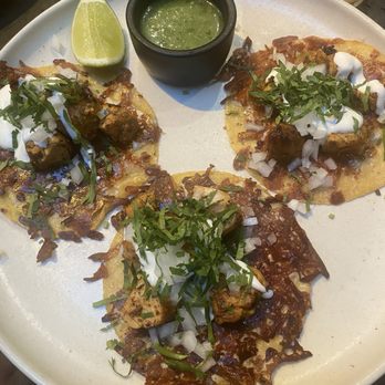 LMNO - Chicken tacos - Mexican Near Me - Philadelphia, Pennsylvania