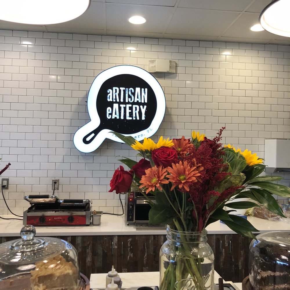 Artisan Eatery - Beautiful, huge Apple pie - New American Near Me - Fort Myers, Florida Artisan Eatery - Beautiful, huge Apple pie - New American Near Me - Fort Myers, Florida