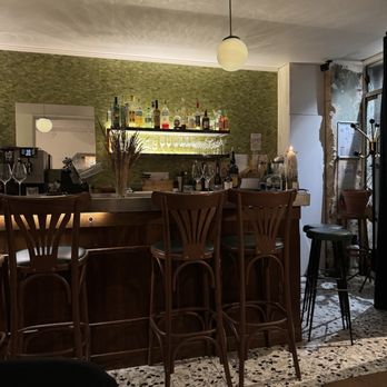 Le Saint Sébastien - nice interior - Wine Bars Near Me - Paris, 75 Le Saint Sébastien - nice interior - Wine Bars Near Me - Paris, 75