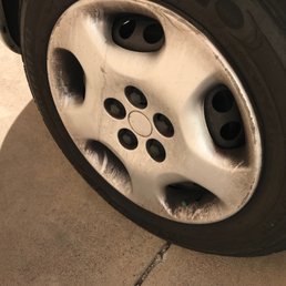 Note brake dust after 1500 miles. They used the cheapest pads they could find then charged me for premium parts. Note brake dust after 1500 miles. They used the cheapest pads they could find then charged me for premium parts.