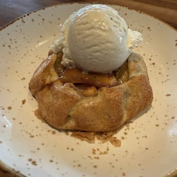 Lazy Dog Restaurant & Bar - Apple-Huckleberry Open Face Pie - Breakfast & Brunch Near Me - Northbrook, Illinois