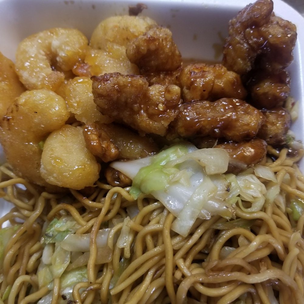 Honey walnut shrimp and orange chicken!! Yum! Honey walnut shrimp and orange chicken!! Yum!