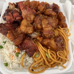 Auction Chinese Food - Lunch Combo :fried rice, chow mein, orange chicken and bbq chicken