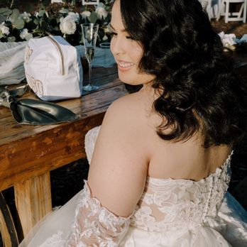 Lani's Tailor & Atelier - Sewing & Alterations Near Me - Redmond, Washington Lani's Tailor & Atelier - Sewing & Alterations Near Me - Redmond, Washington