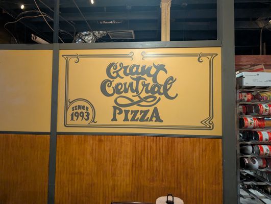 Grant Central Pizza East by null
