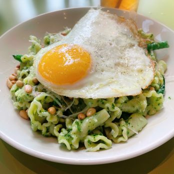 a Mano - Campanelle, pesto Genovese, fagioli verde, patata, pine nuts. 10/2022. - Italian Near Me - San Francisco, California