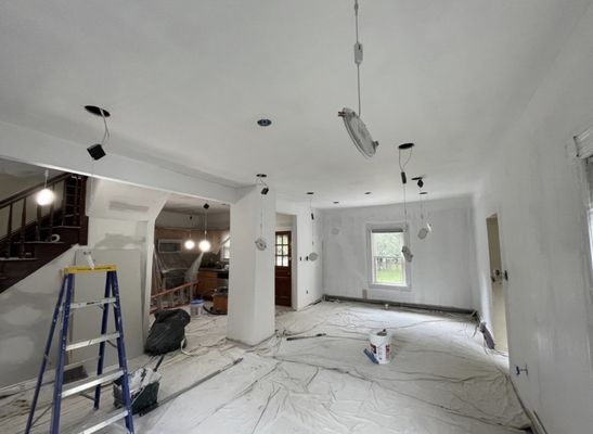 Luis Balan Construction Logo