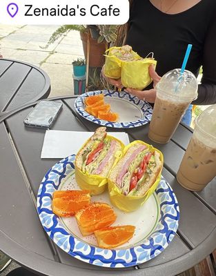 Zenaida's café by null