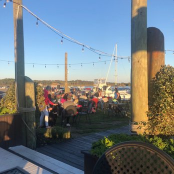 Bayside Clam Bar & Grill - Outdoor seating w/live music - Bars Near Me - East Islip, New York Bayside Clam Bar & Grill - Outdoor seating w/live music - Bars Near Me - East Islip, New York
