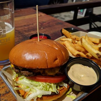 Burger Bench - $25 lunch, good but painfully expensive - American Near Me - Escondido, California Burger Bench - $25 lunch, good but painfully expensive - American Near Me - Escondido, California