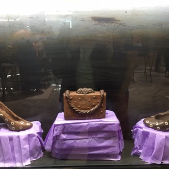 Li-Lac Chocolates - Hudson Yards - Chocolatiers & Shops Near Me - New York, New York